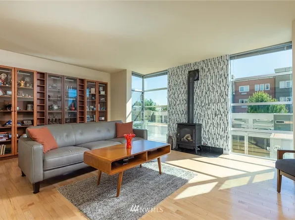 2361 S I St, Tacoma, WA 98405