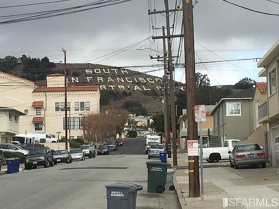 5th image of 14 Magnolia Ave
