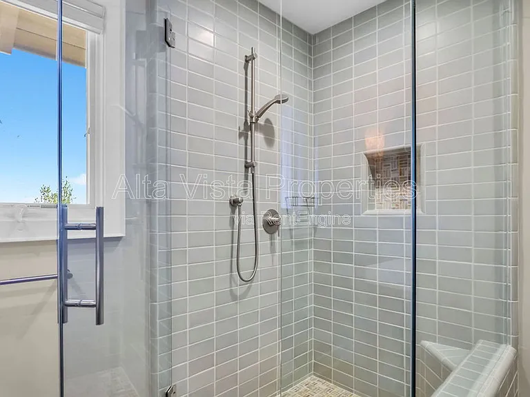 5940 La Jolla Mesa Dr — Photo 39