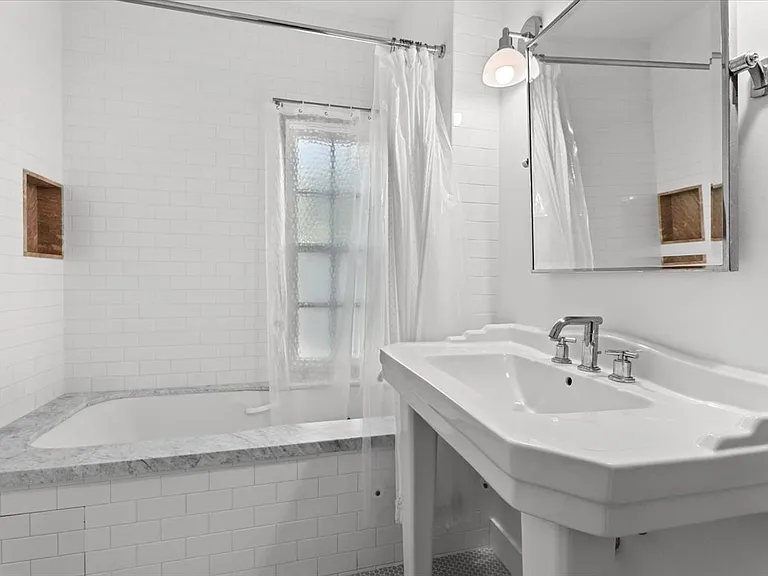 1229 22nd St #A — Photo 16