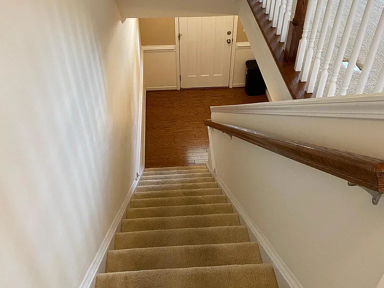 106 Irving Way — Photo 8