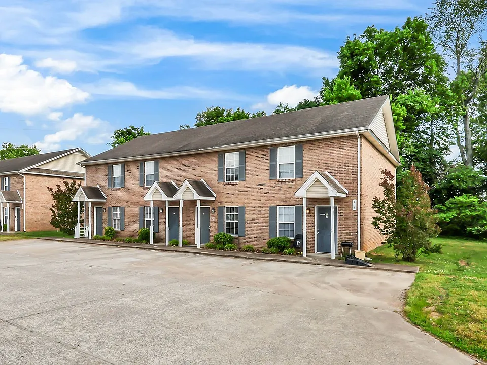 784 Cherrybark Ln #1