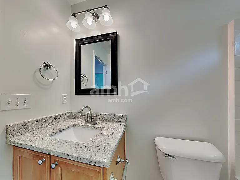 362 Stonebridge Cir — Photo 16