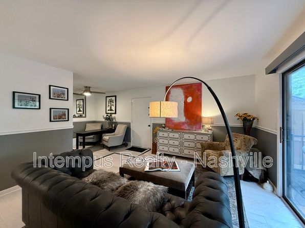 420 Walton Ln APT I36