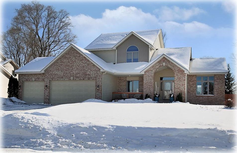 1st image of 4903 Ladyslipper Ave N