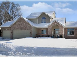 4903 Ladyslipper Ave N, Brooklyn Park, MN 55443
