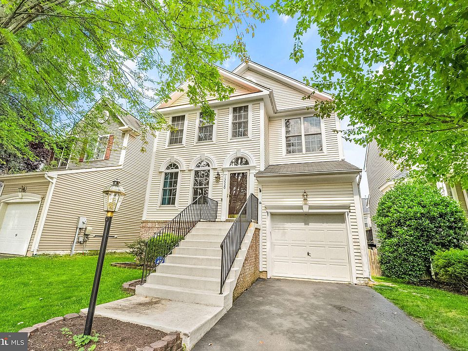 1st image of 13520 Wansteadt Pl