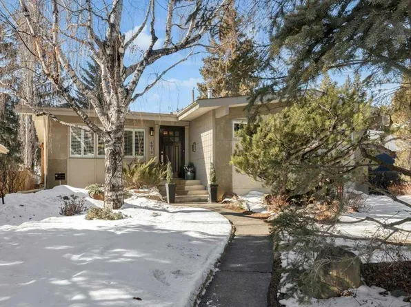 6019 E Lakeview Dr SW, Calgary, AB T3E 5S9