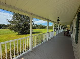 499 Little Farm Ln, Walhalla, SC 29691