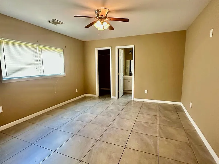 7410 Frostview Ln — Photo 6