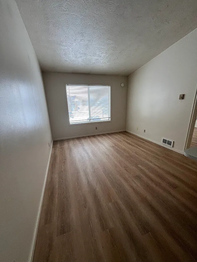 Henryanna Apartments — Photo 4