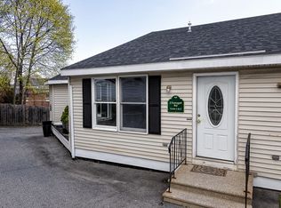 2 Farragut Rd #4, Ipswich, MA 01938