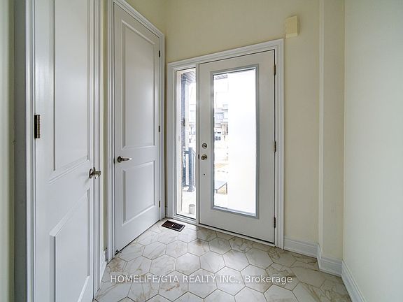 4th image of 282 Atkinson St