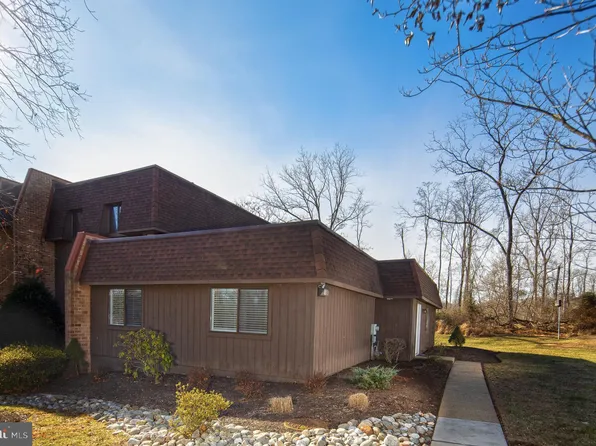 91 Hermitage Dr, New Hope, PA 18938