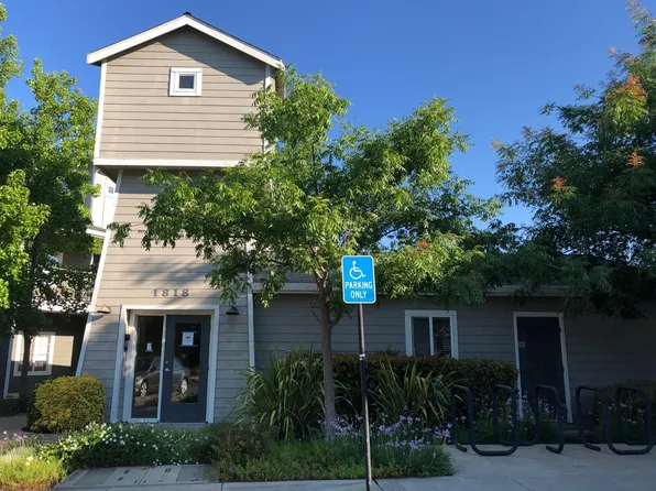 1818 Moore Blvd APT 105, Davis, CA 95618