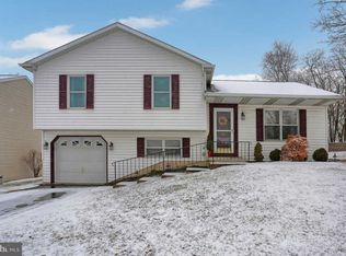 671 Salem Rd, Harrisburg, PA 17111