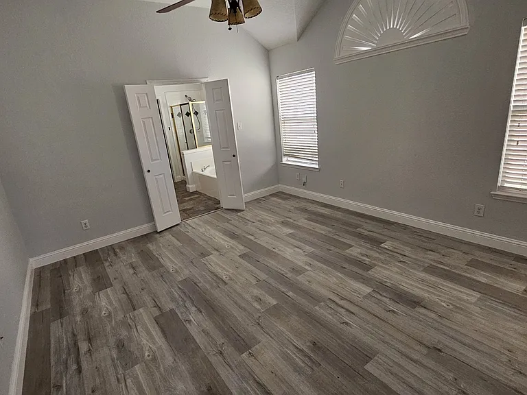 1518 Fallcreek Ct — Photo 14