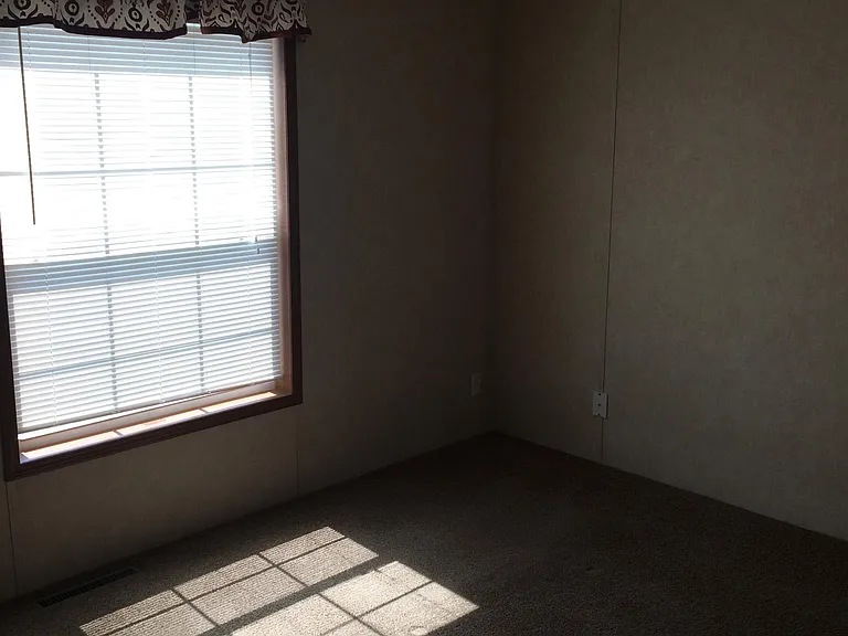 Youngstown Estates — Photo 24