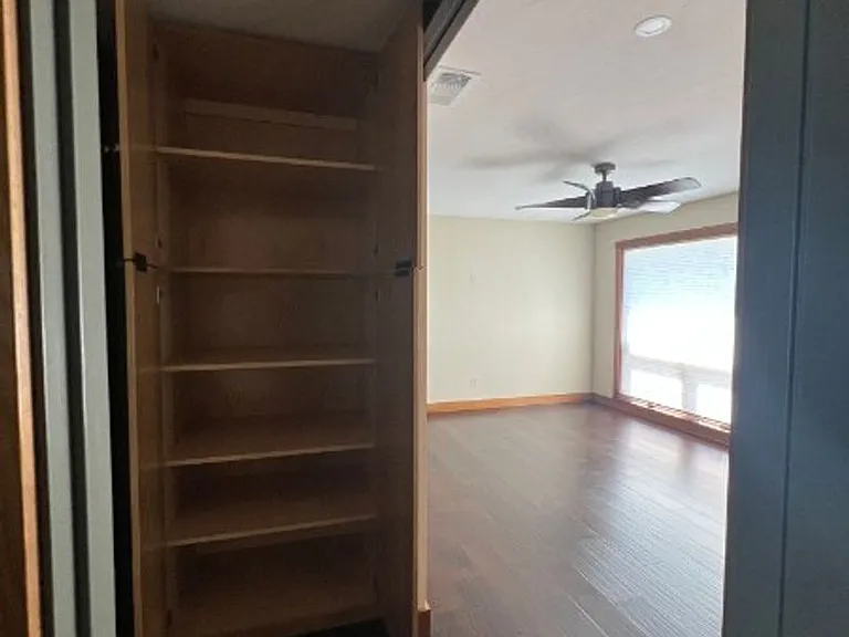1695 Lilac Ln #B — Photo 8