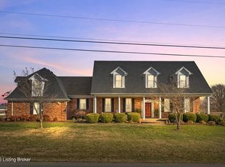 218 Bogard Ln, Mount Washington, KY 40047