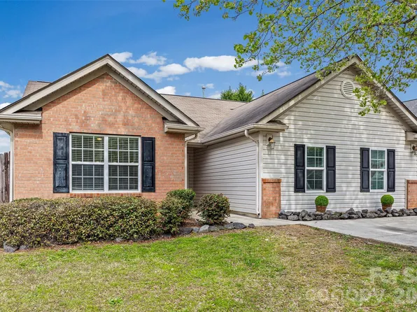 145 Pheasant Ridge Cir, York, SC 29745