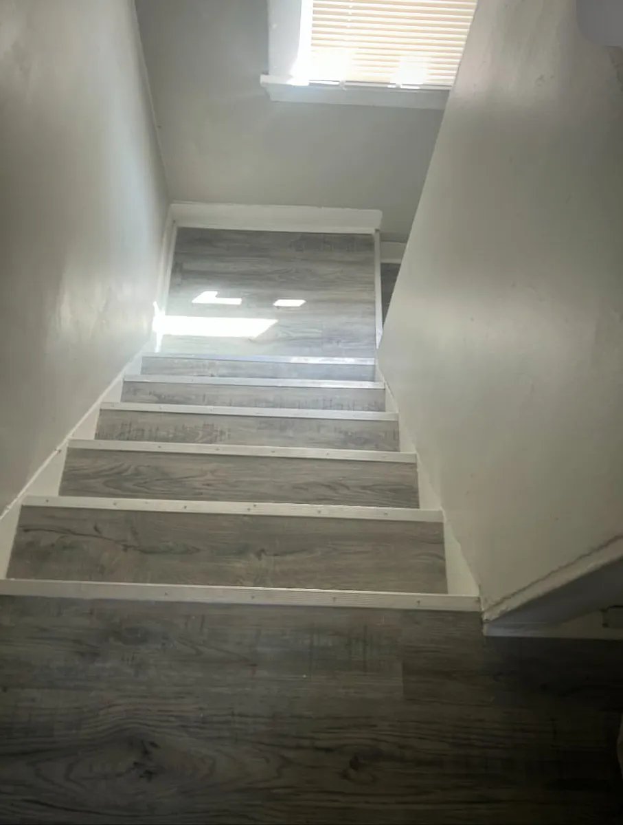 Building Photo - 3658 W 58th St #2