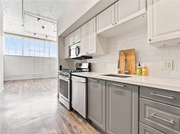 420 S San Pedro St APT 222, Los Angeles, CA 90013