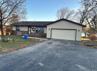 W11307 County Road V, Lodi, WI 53555