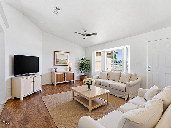 5th image of 8660 Redwood Blvd