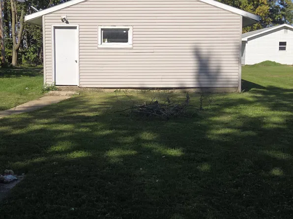 221 W 5th St, Mc Nabb, IL 61335