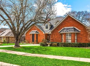 3717 Queenswood Ln, Garland, TX 75040