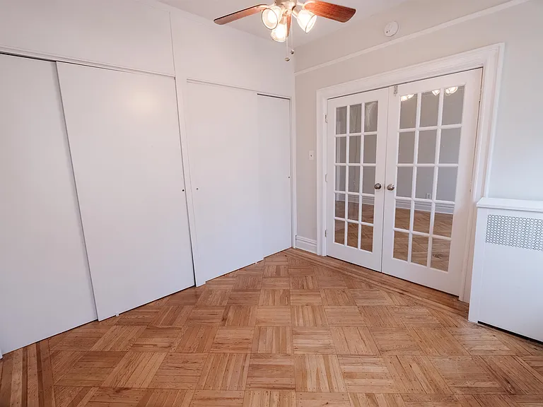 76 Romaine Ave #4 — Photo 9