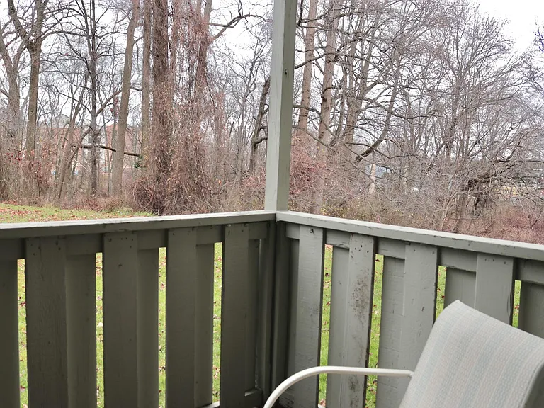 103 Woodhollow Dr — Photo 4
