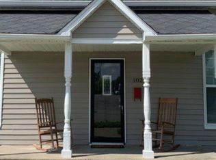 102 S Merrill St, Fortville, IN