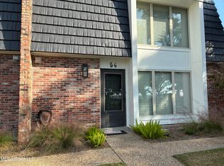 527 Front Beach Dr APT 56, Ocean Springs, MS 39564
