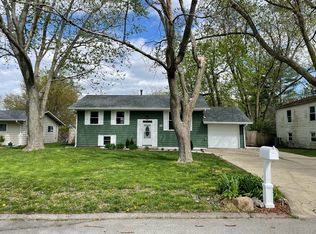 1108 Nofftz Dr, Champaign, IL 61821