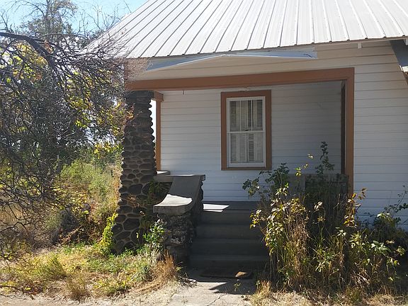 Porch stonework