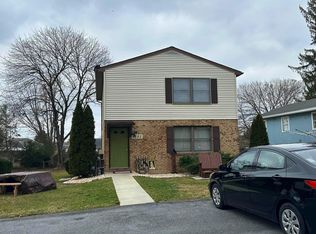 1551 Crest View Ave, Hagerstown, MD 21740