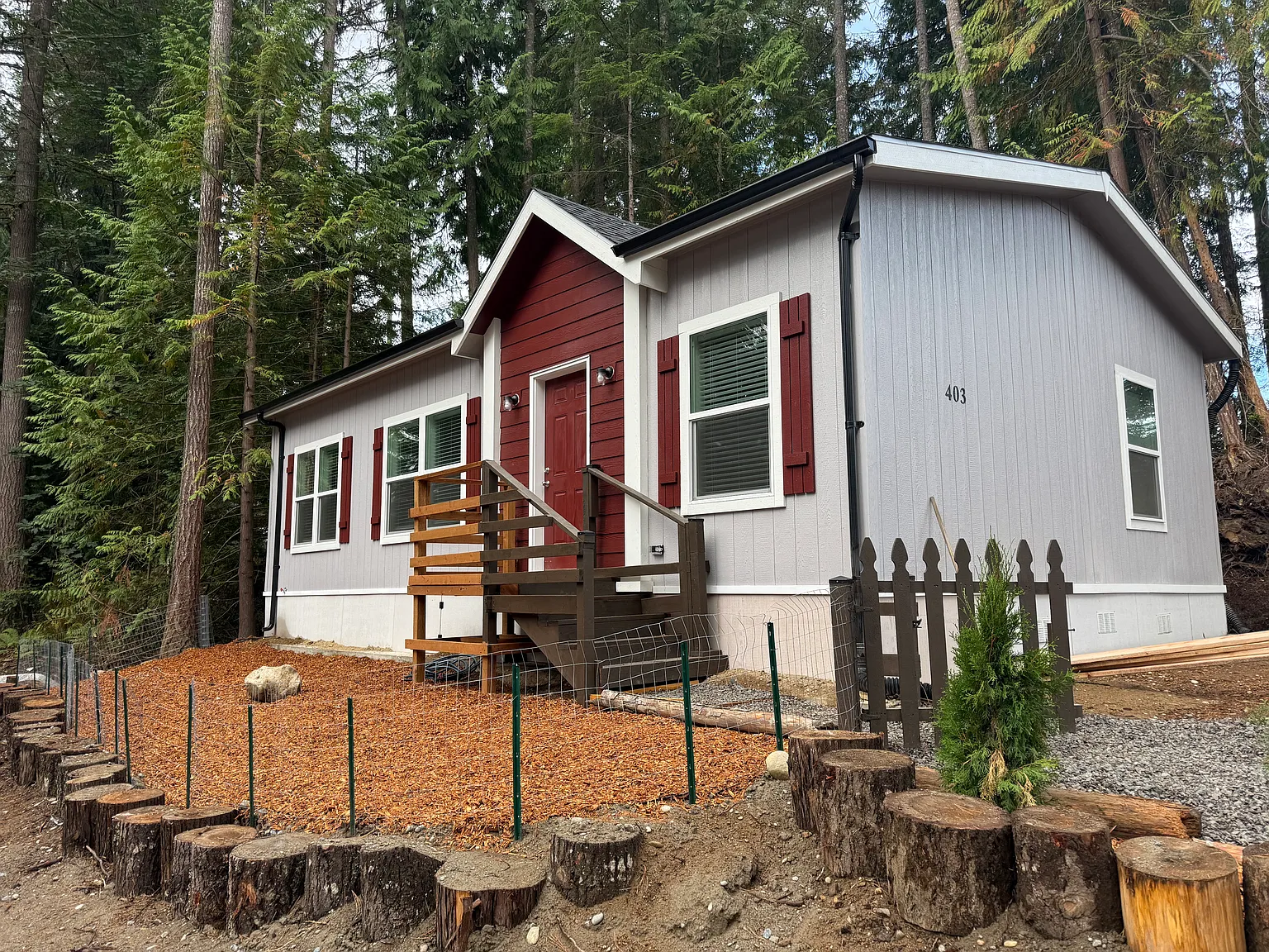 3 bed, 1000 sqft, $2,450 — Photo 1