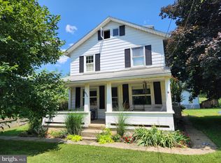 2413 Moselem Springs Rd, Fleetwood, PA 19522