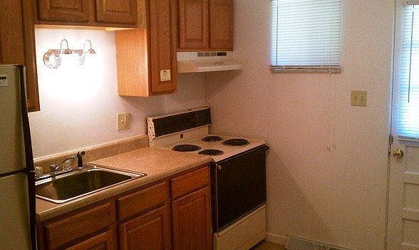 2nd image of 8924 Tanglewood Cir