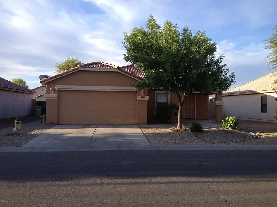 2068 E Andalusian Loop