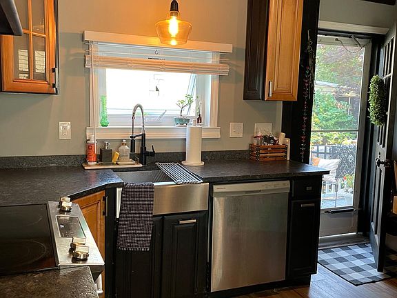 4th image of 25 Japonica St