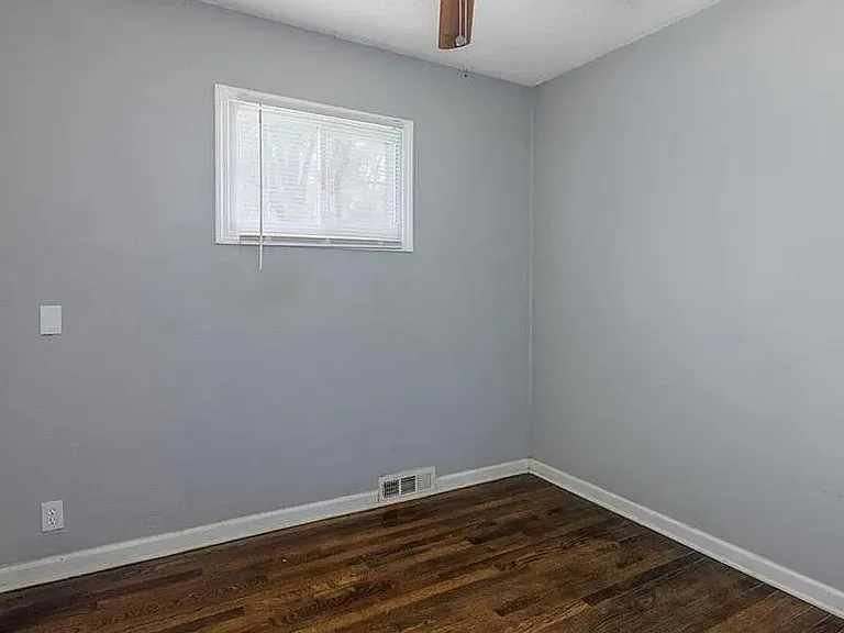 7306 Ruskin Way — Photo 5