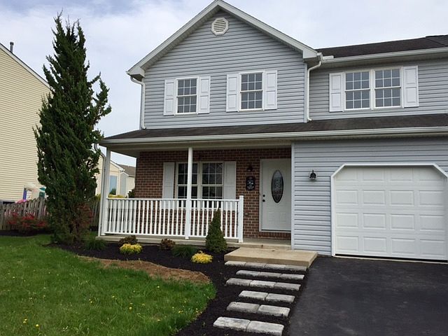 3 Bedrm 1 1/2 Bath 1470sq/ft