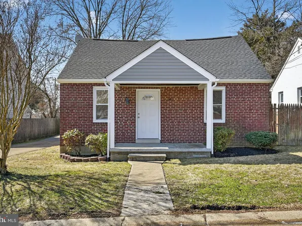 8 E 39th St, Wilmington, DE 19802