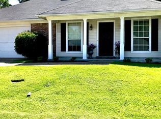 587 Acorn Ln, Brandon, MS 39047