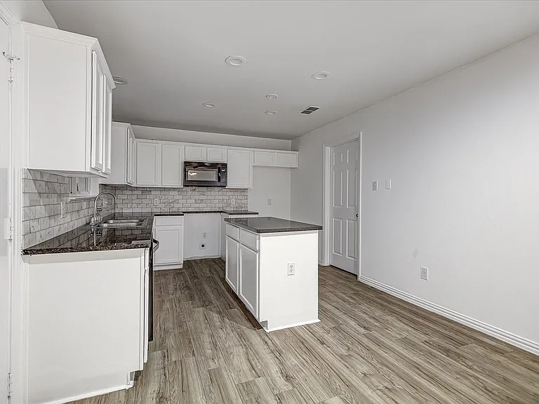 3107 Rendezvous Ct — Photo 12