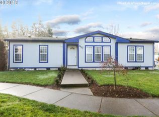 2517 N Holladay Dr, Cornelius, OR