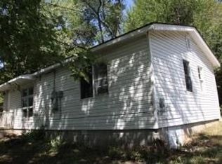 1027 Capps Rd, Harrison, AR 72601